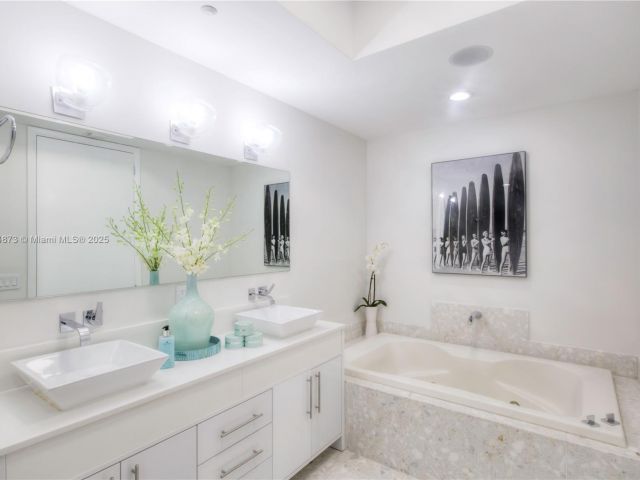 Apartment for sale  Unit #1501 - photo 6486730