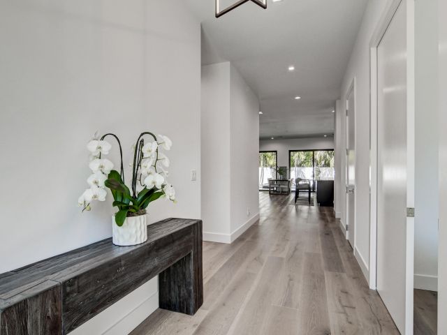 Home for rent at 369 Orange Way - photo 6533986