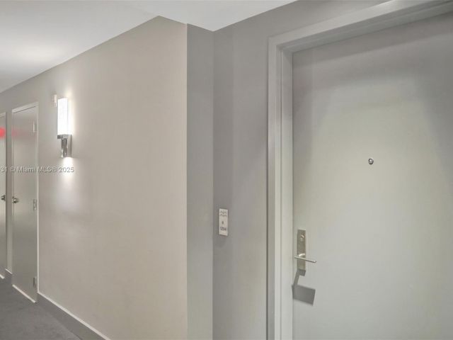 Apartment for sale  Unit #5-1204 - photo 6488293