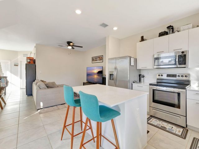 Home for rent at 12227 NW 23rd Path - photo 6506131