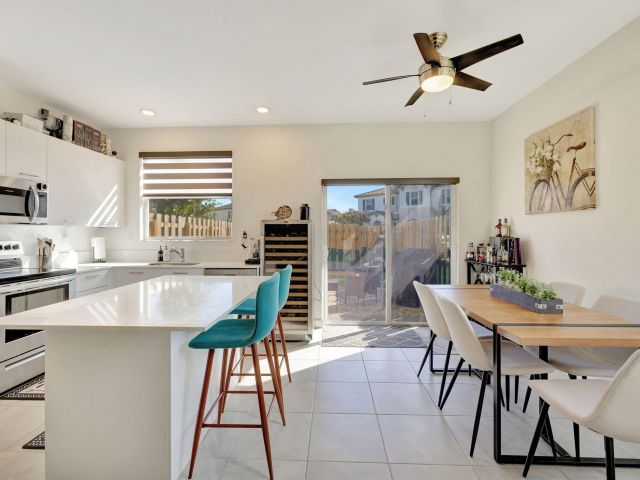 Home for rent at 12227 NW 23rd Path - photo 6506134