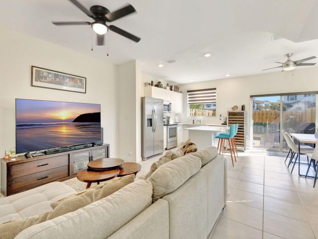 Home for rent at 12227 NW 23rd Path - photo 6506138