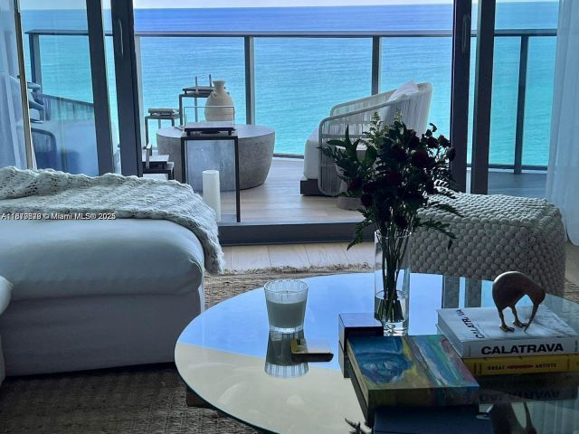 Apartment for rent  Unit #2703 - photo 7494579