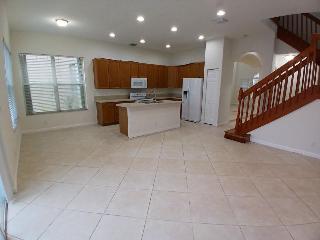 Home for rent at 1171 W Magnolia Circle - photo 6540064