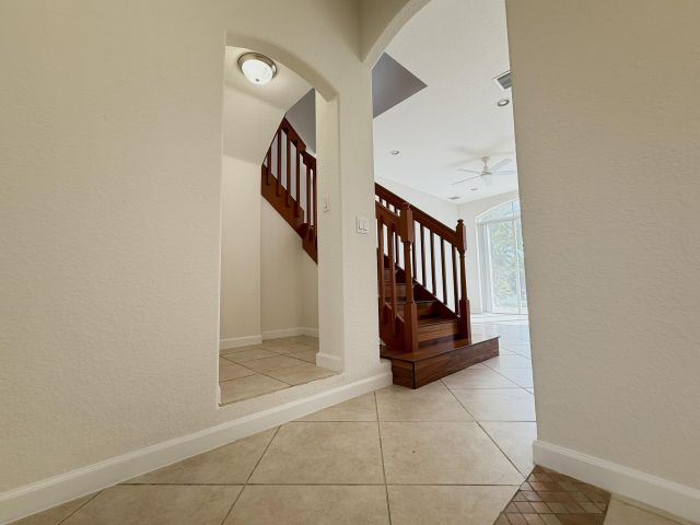 Home for rent at 1171 W Magnolia Circle - photo 6540071