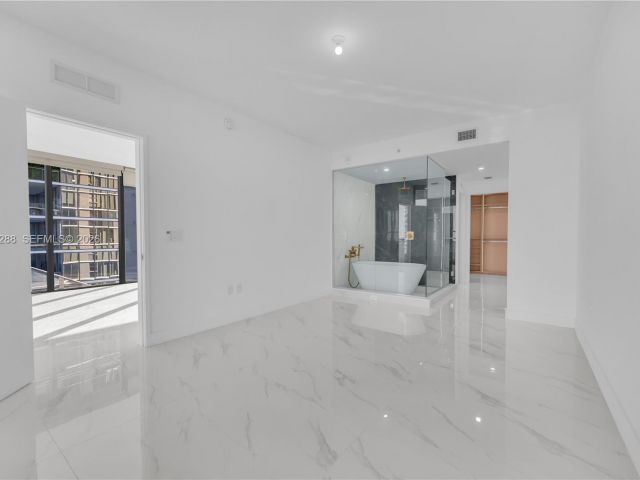 Apartment for sale  Unit #1407 - photo 6874691