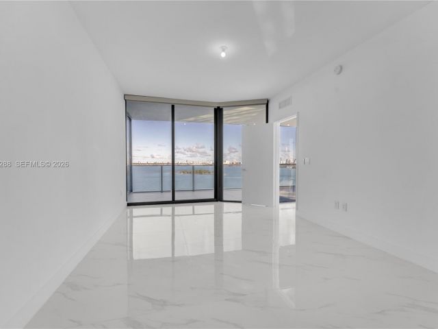 Apartment for sale  Unit #1407 - photo 6874692