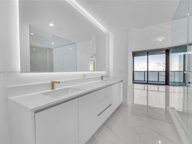 Apartment for sale  Unit #1407 - photo 6874696