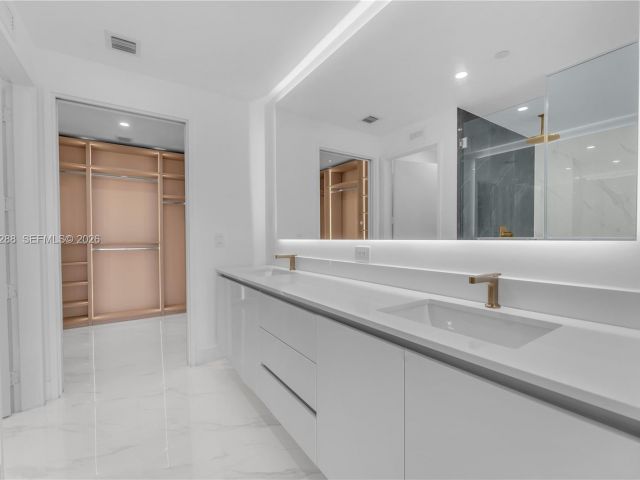 Apartment for sale  Unit #1407 - photo 6874697