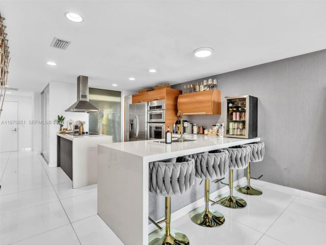 Apartment for sale  Unit #312 - photo 6488896