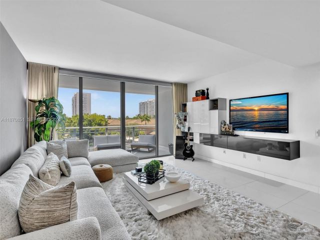 Apartment for sale  Unit #312 - photo 6488906