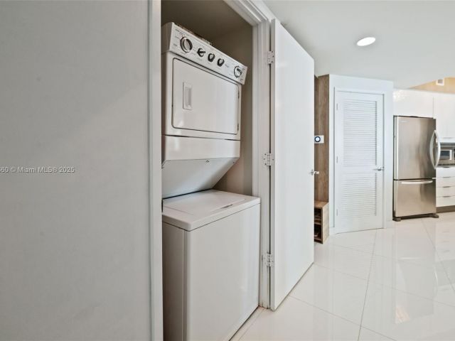 Apartment for rent  Unit #1-1101 - photo 6488638