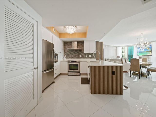 Apartment for rent  Unit #1-1101 - photo 6488651