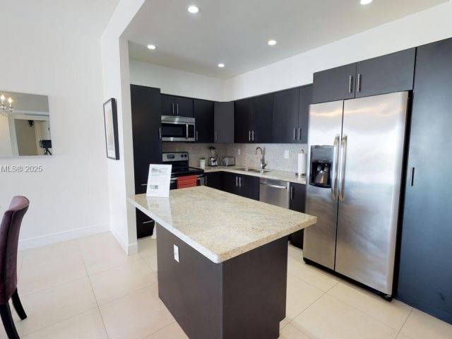 Apartment for sale  Unit #PH-11 - photo 6498874