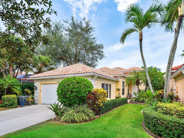 Home for sale at 2053 Valencia Drive - photo 6533273