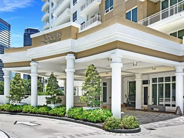 3-bedroom condo for sale in Miami - 801 Brickell Key Boulevard 2903 - MondialRealty