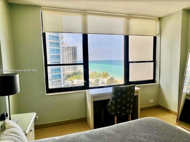1-bedroom condo for rent in Hollywood - 3505 S Ocean Dr 911 - MondialRealty