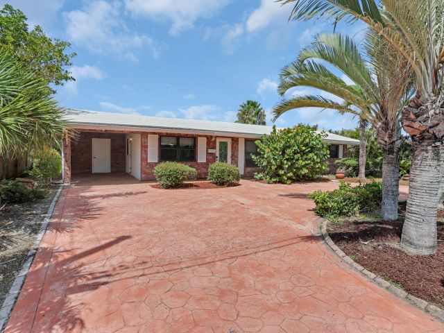 Home for sale at 1701 NE 63rd Court - photo 6489824