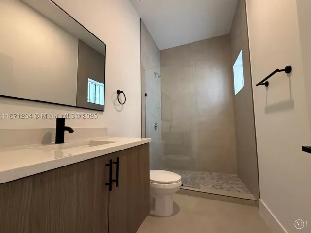 3-bedroom home for rent in Fort Lauderdale - 2788 NW 9th Pl 0 - MondialRealty