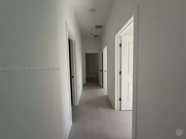 3-bedroom home for rent in Fort Lauderdale - 2788 NW 9th Pl 0 - MondialRealty