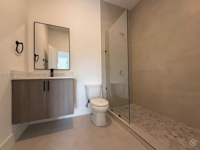 3-bedroom home for rent in Fort Lauderdale - 2788 NW 9th Pl 0 - MondialRealty