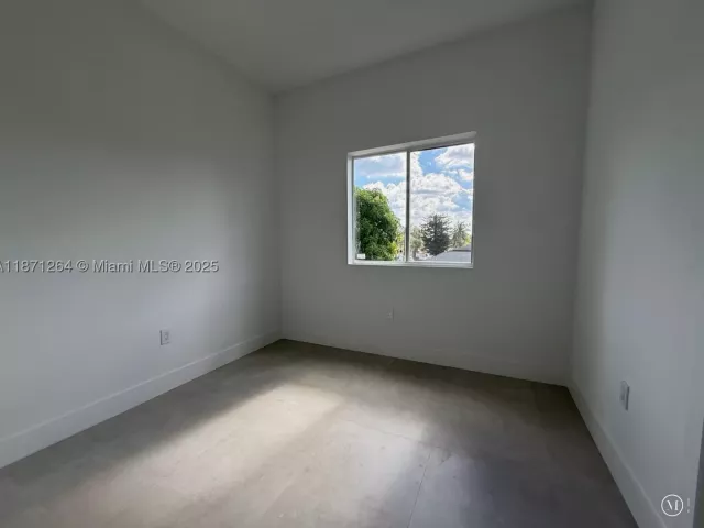 3-bedroom home for rent in Fort Lauderdale - 2788 NW 9th Pl 0 - MondialRealty
