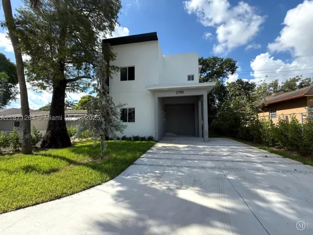 3-bedroom home for rent in Fort Lauderdale - 2788 NW 9th Pl 0 - MondialRealty