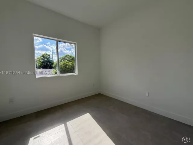 3-bedroom home for rent in Fort Lauderdale - 2788 NW 9th Pl 0 - MondialRealty