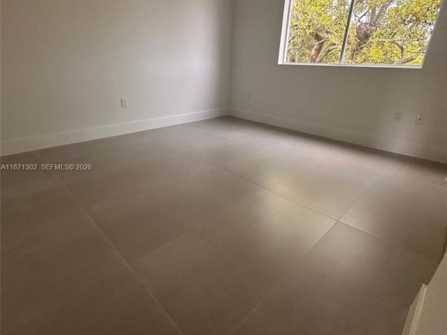 Home for rent at 538 NW 17th Ave 0 - photo 7532466