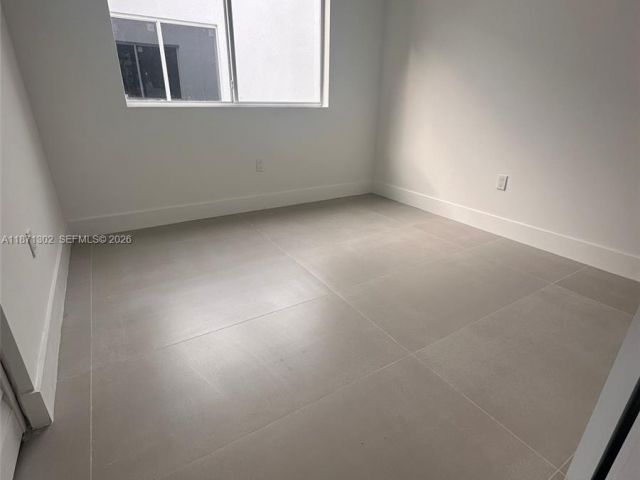 Home for rent at 538 NW 17th Ave 0 - photo 7532469