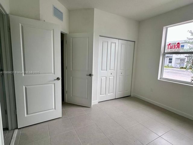 3-bedroom home for rent in Homestead - 35702 SW 178th Ct 35702 - MondialRealty