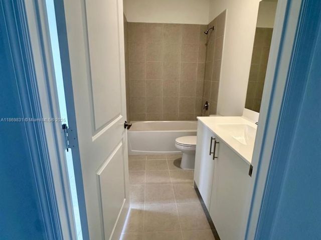 3-bedroom home for rent in Homestead - 35702 SW 178th Ct 35702 - MondialRealty