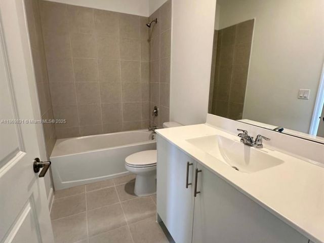 3-bedroom home for rent in Homestead - 35702 SW 178th Ct 35702 - MondialRealty