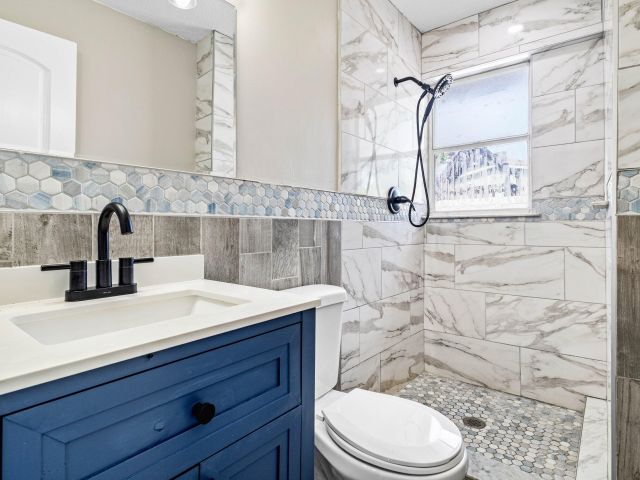 Home for sale at 602 Heron Drive - photo 6532778