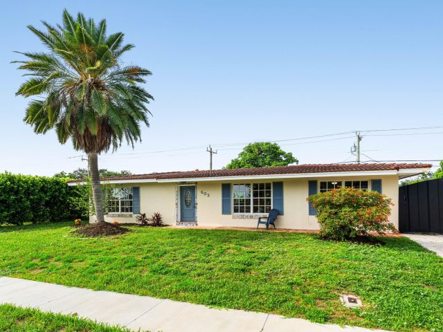 Home for sale at 602 Heron Drive - photo 6532793