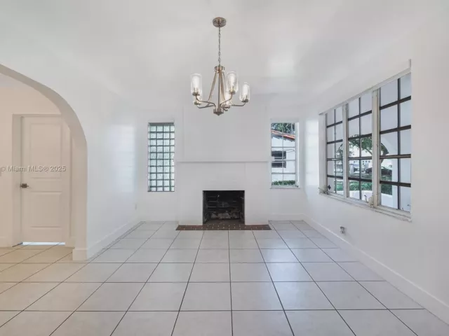 3-bedroom home for sale in Coral Gables - 820 Lorca St - MondialRealty