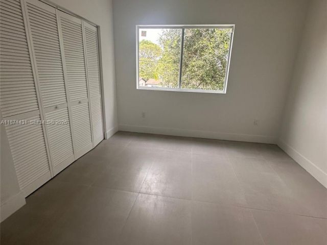 Home for rent at 532 NW 17th Ave 0 - photo 7532214