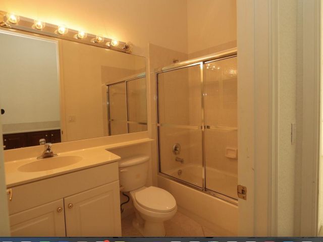 Home for rent at 9183 Bay Point Circle - photo 6506620