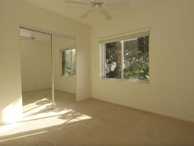 Home for rent at 9183 Bay Point Circle - photo 6506622