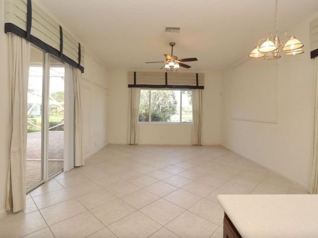 Home for rent at 9183 Bay Point Circle - photo 6506630