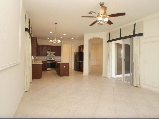 Home for rent at 9183 Bay Point Circle - photo 6506631