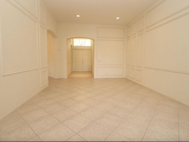 Home for rent at 9183 Bay Point Circle - photo 6506633