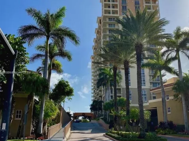 2-bedroom condo for sale in Hallandale Beach - 2080 S Ocean Dr 604 - MondialRealty