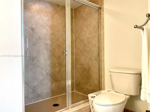 Apartment for sale  Unit #604 - photo 6493388