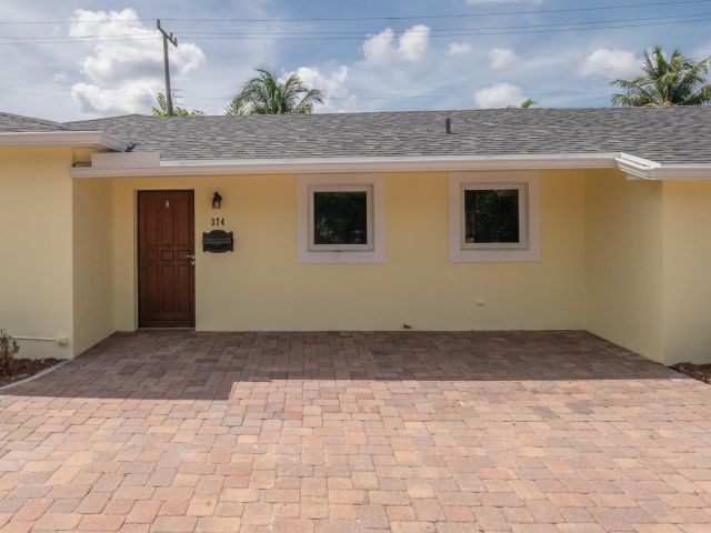 Home for rent at 374 Linda Lane - photo 6533693