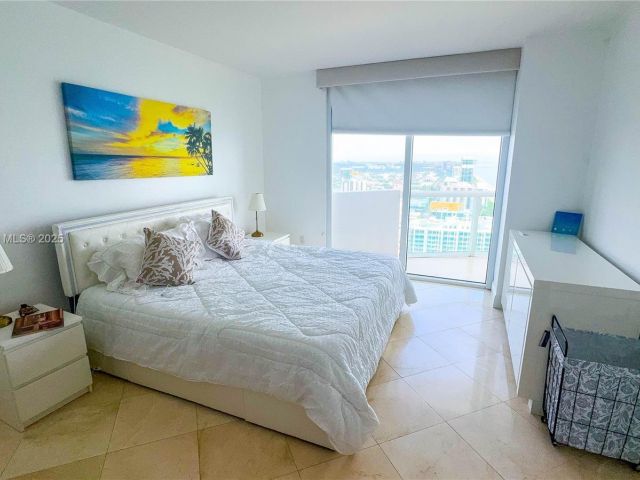 Apartment for rent  Unit #3811 - photo 6550514