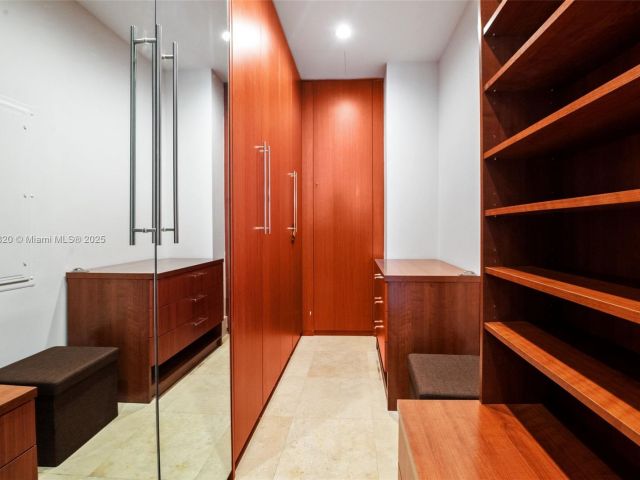 Apartment for sale  Unit #1104N - photo 6494869