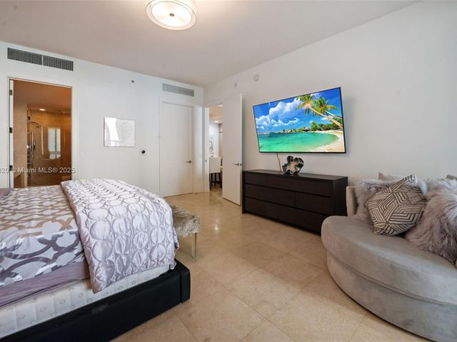 Apartment for sale  Unit #1104N - photo 6494872