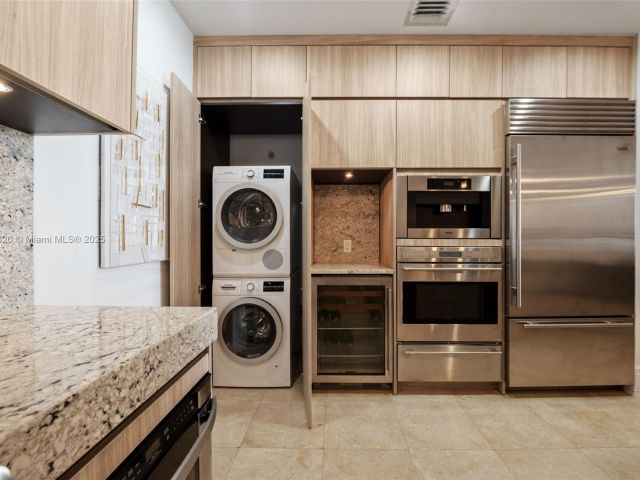 Apartment for sale  Unit #1104N - photo 6494876