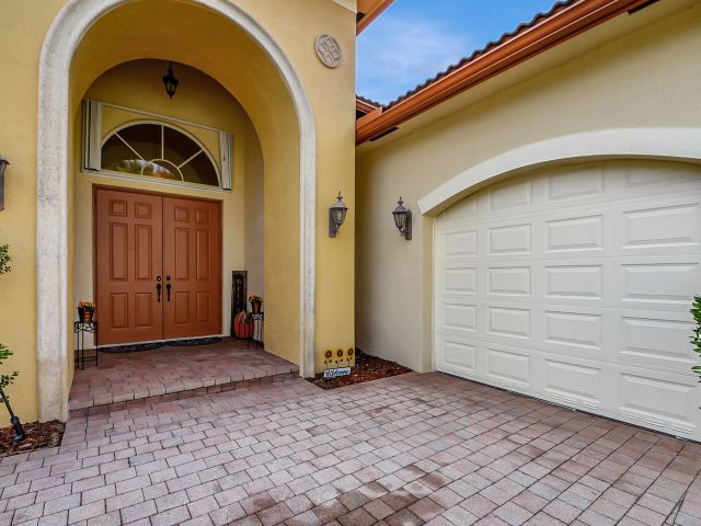 Home for sale at 8123 Woodslanding Trail - photo 6506613